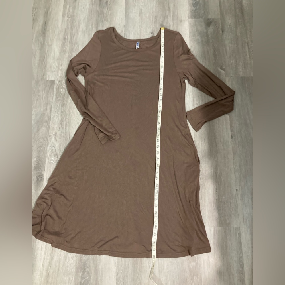 Himone Tan Long Sleeve Solid Dress with Pockets Large - Picture 12 of 13